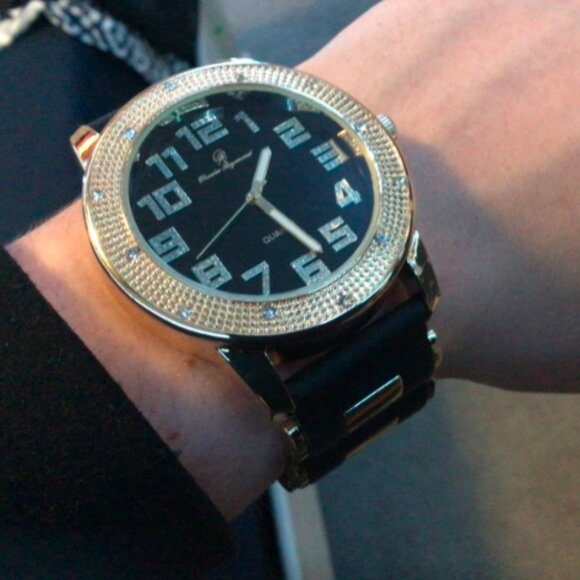 NEW Iced Black/Gold Mens Watch - Picture 3 of 3